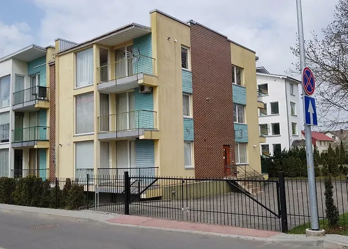 Baltic Sea Гостьовий будинок Паланга